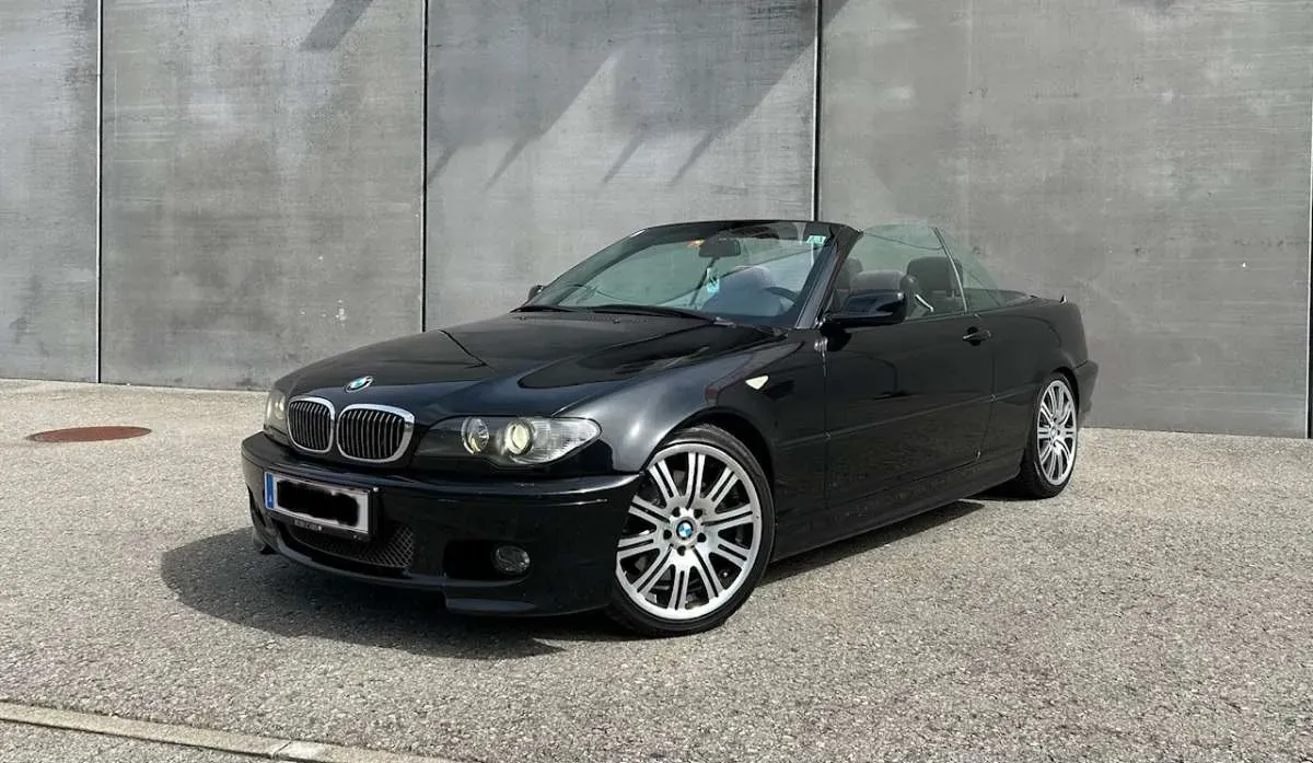 BMW 3 Series 2003 photo 2