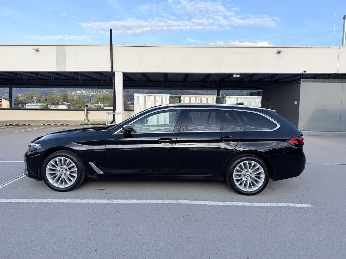 BMW 5 Series 2020 photo 2