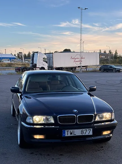 BMW 750I 1997 photo 2
