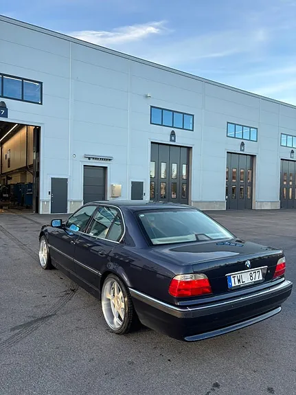 BMW 750I 1997 photo 4