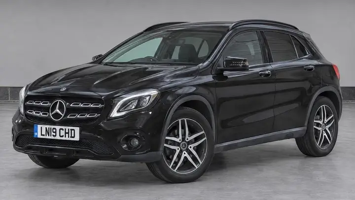 Mercedes-Benz Gla 2019 photo 2