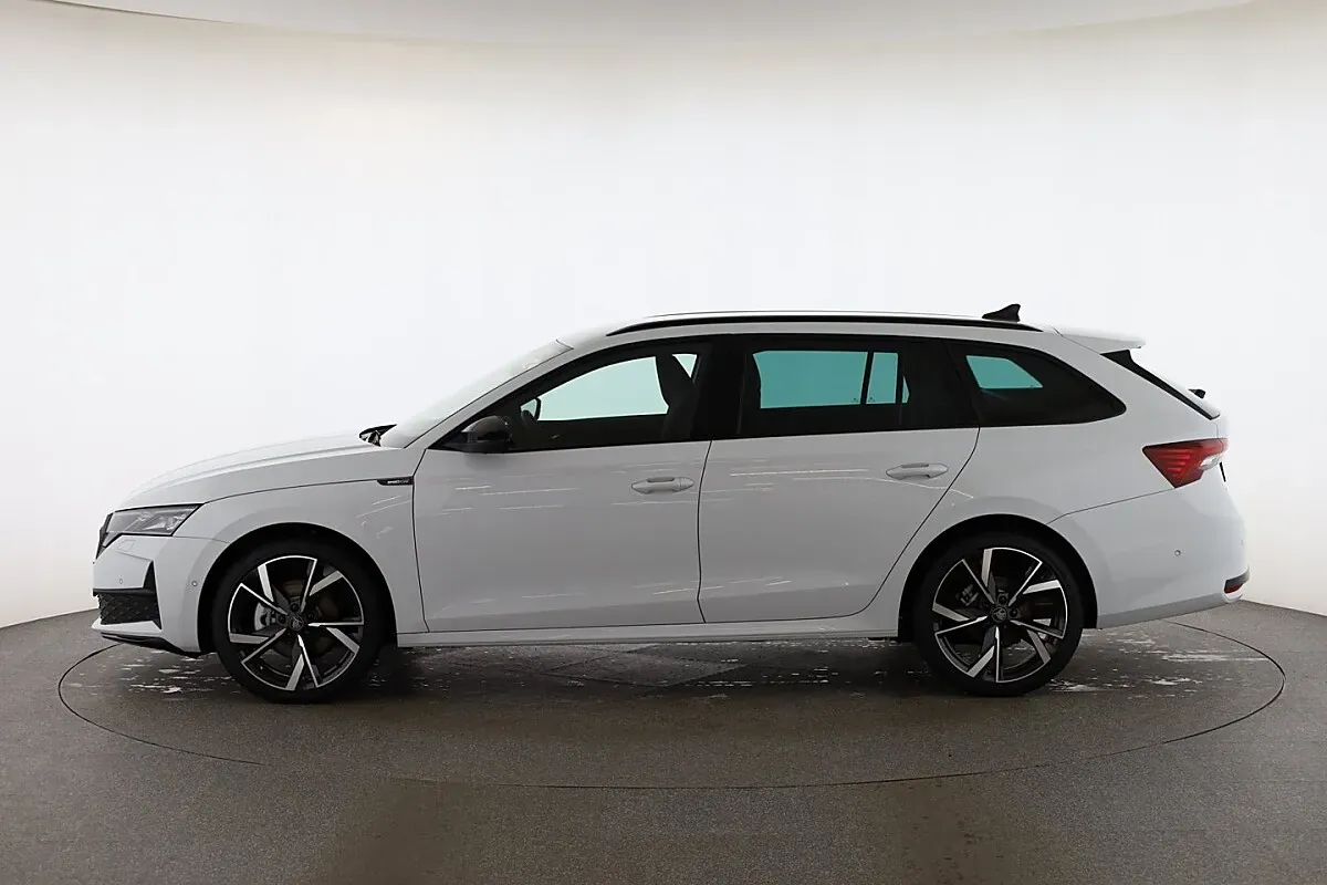 Skoda Octavia 2026 photo 3