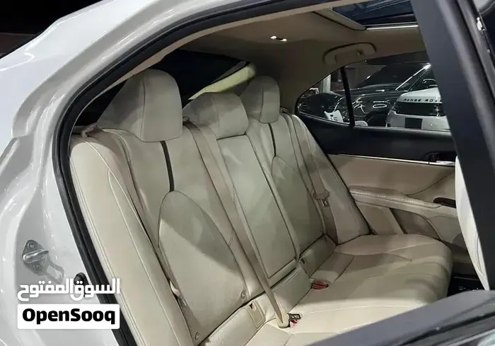 Toyota Camry 2021 photo 3