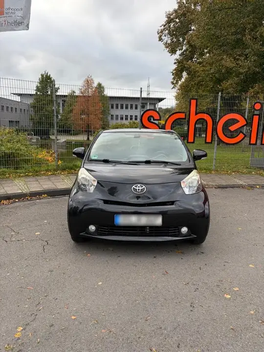 Toyota Iq