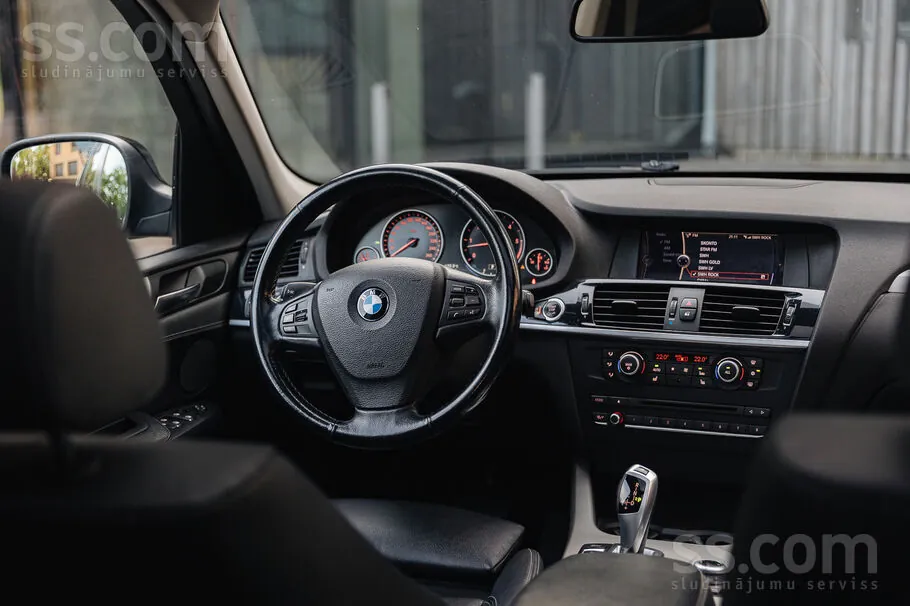 BMW X3 2012 photo 5