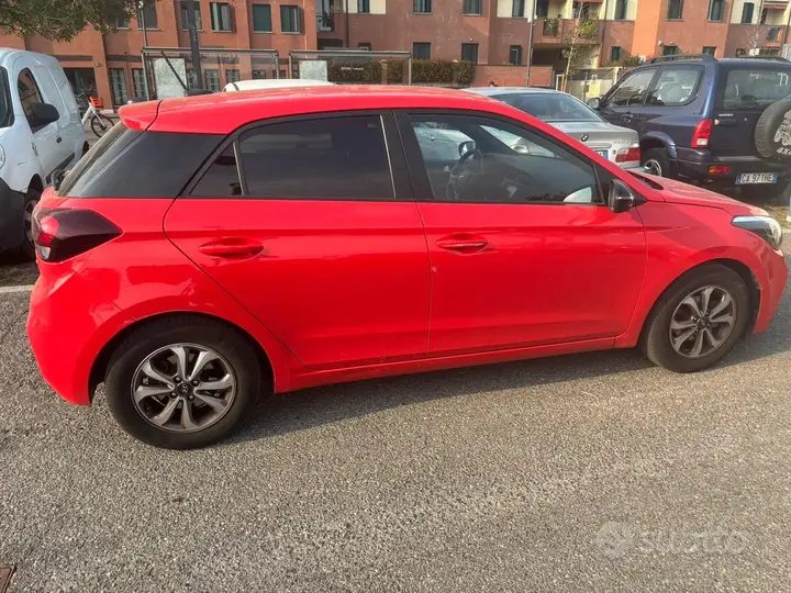 Hyundai I20