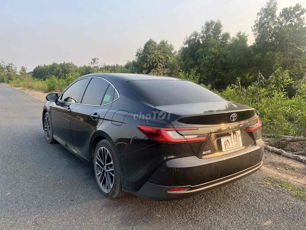 Toyota Camry 2025 photo 5