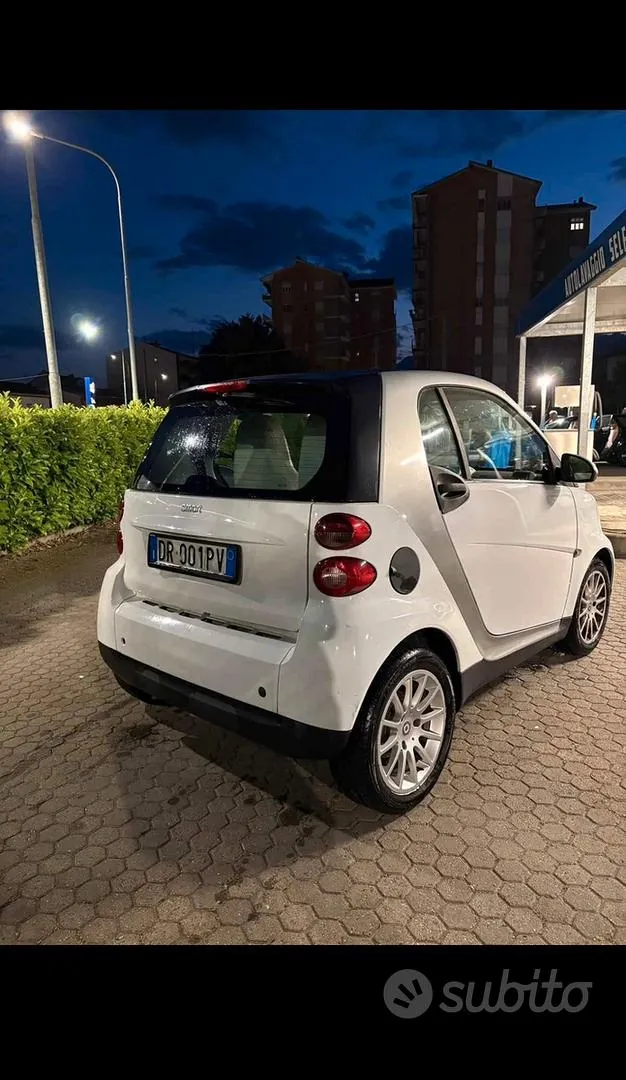 Smart Fortwo 2008 photo 2