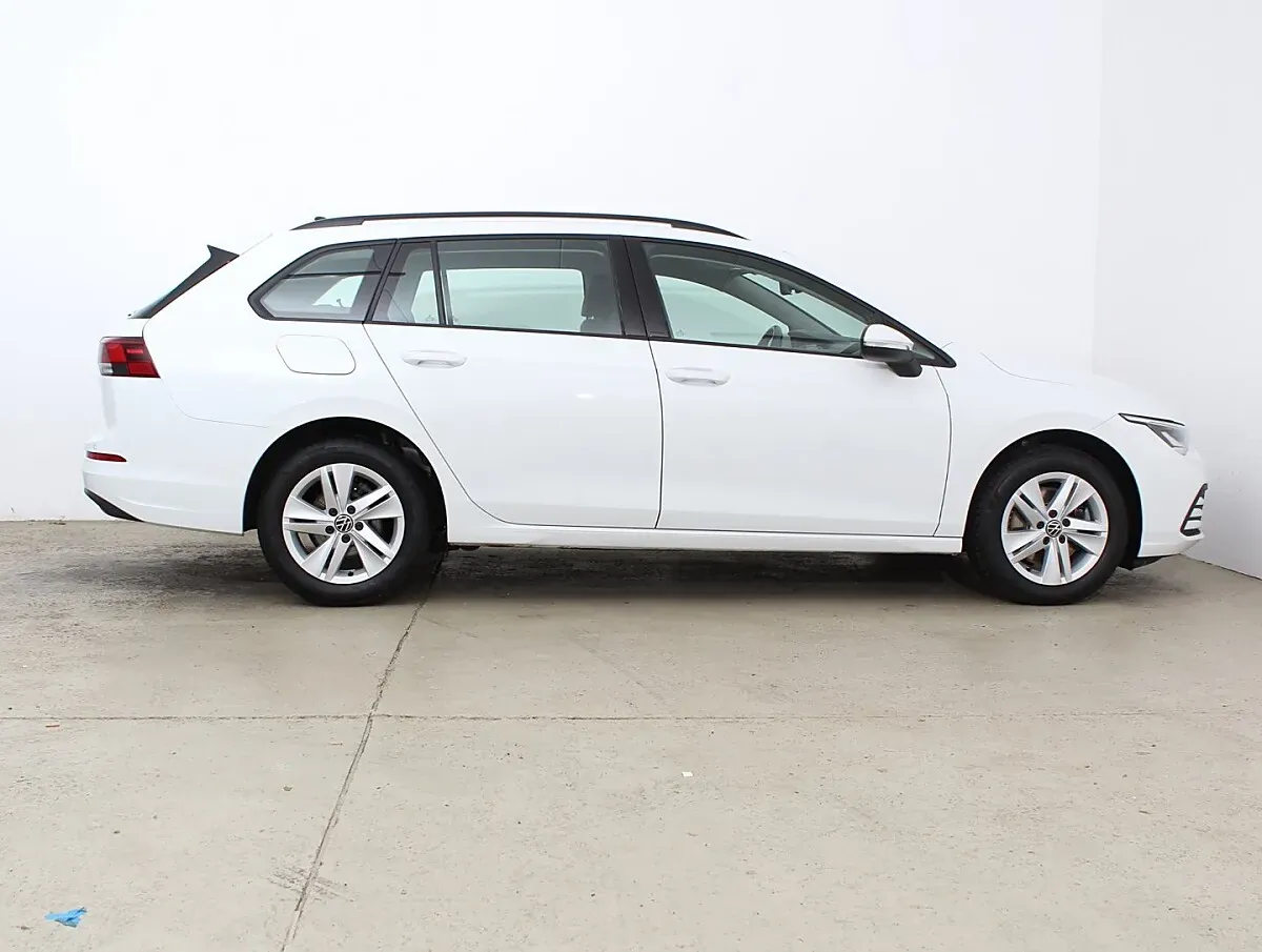 Volkswagen Golf 2022 photo 3