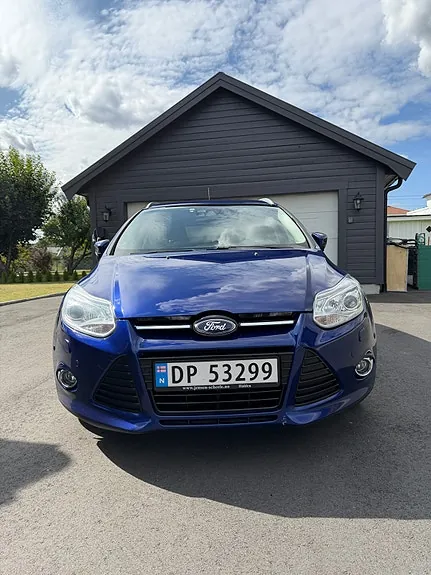Ford Focus 2014 photo 2