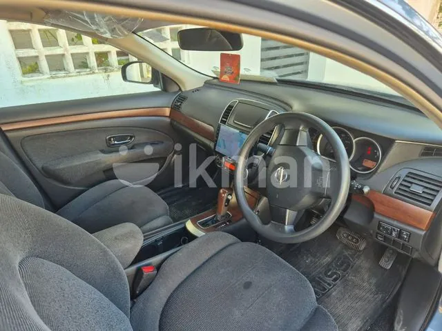 Nissan Bluebird 2011 photo 5