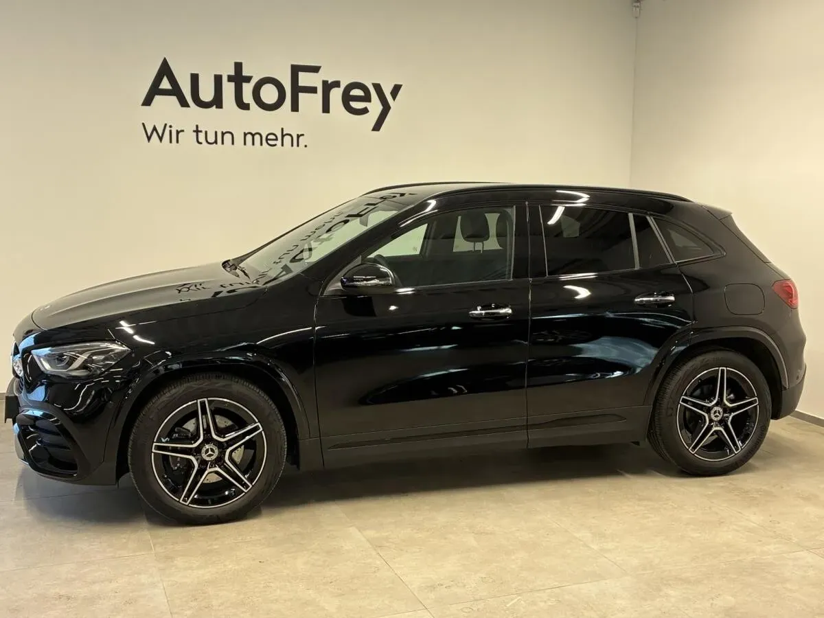 Mercedes-Benz A-Class 2025 photo 2