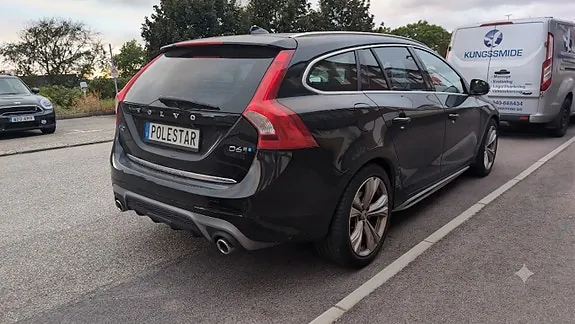Volvo V60 Cross Country 2016 photo 3