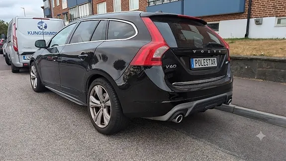 Volvo V60 Cross Country 2016 photo 4