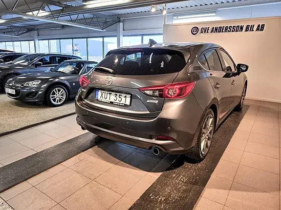 Mazda 3 2017 photo 4