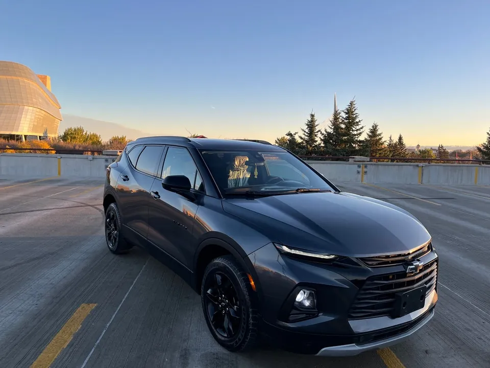 Chevrolet Blazer 2021 photo 3