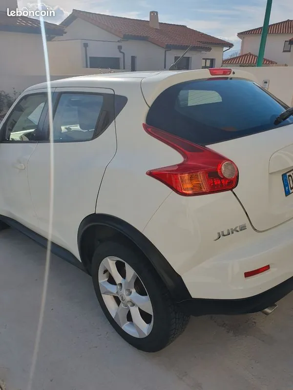 Nissan Juke 2013 photo 3