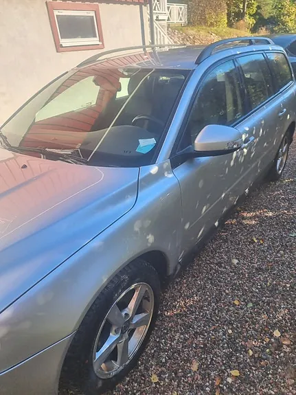 Volvo V70 2008 photo 2