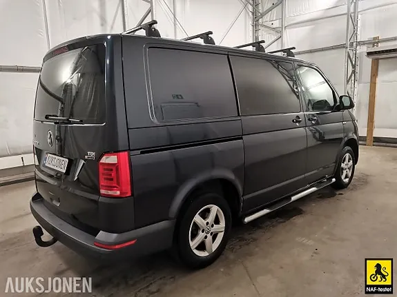Volkswagen Transporter 2018 photo 4