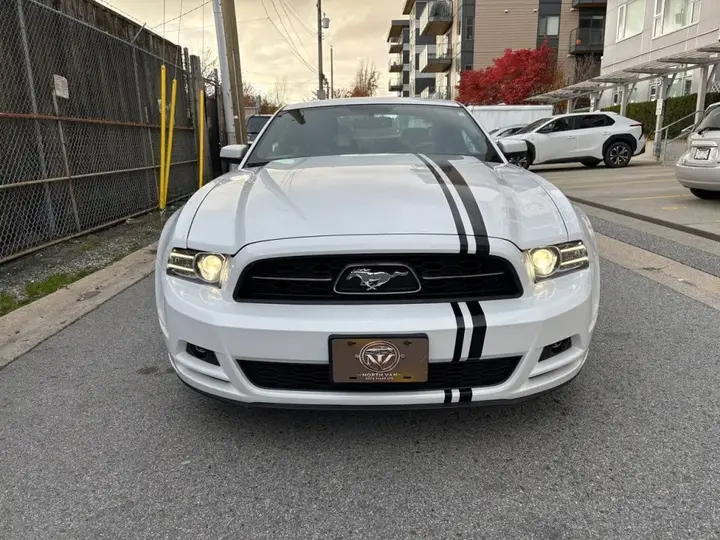 Ford Mustang 2014 photo 3