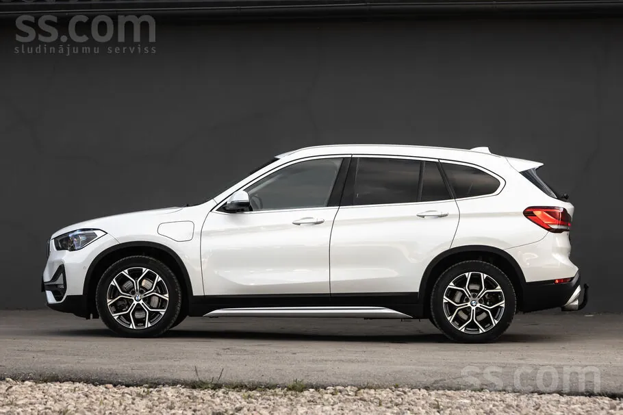 BMW X1 2021 photo 5
