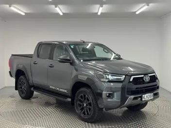 Toyota Hilux 2021 photo 2