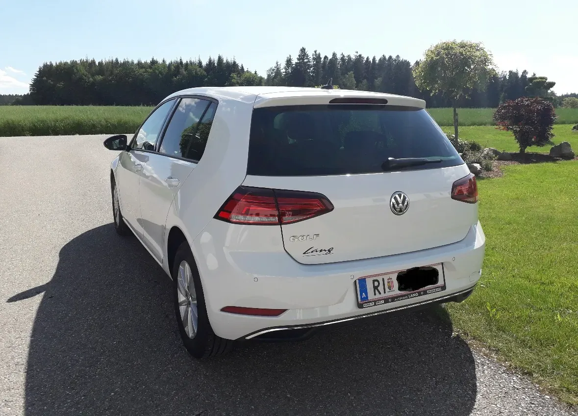 Volkswagen Golf 2018 photo 3
