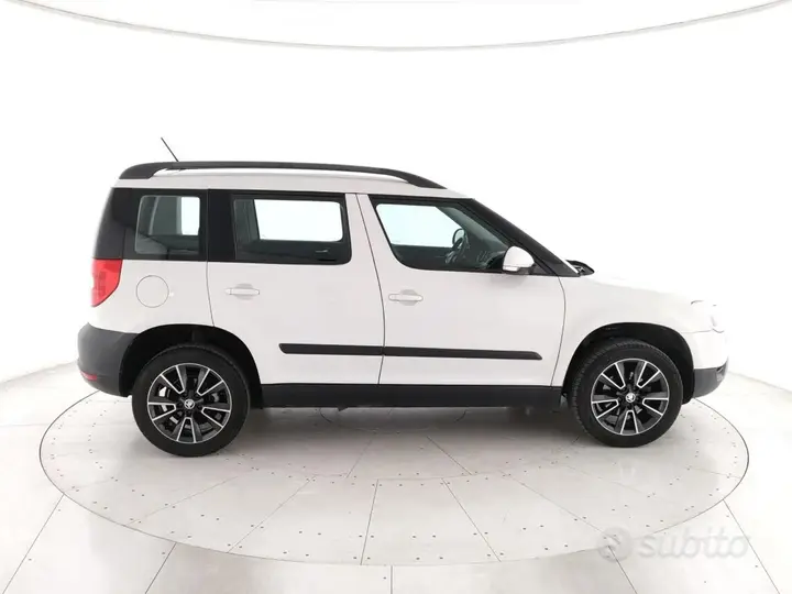 Skoda Yeti 2013 photo 2