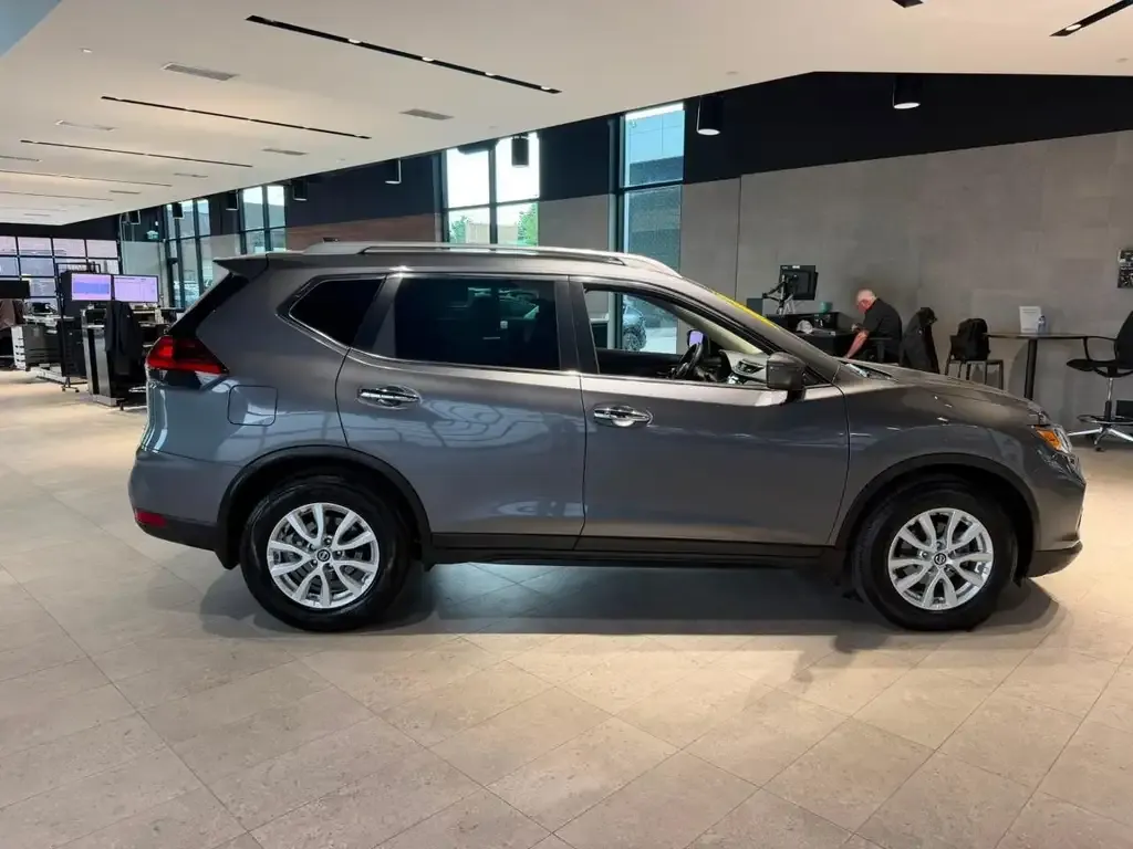 Nissan Rogue 2017 photo 4