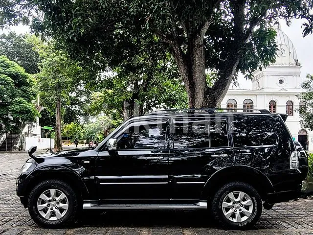 Mitsubishi Montero 2014 photo 4