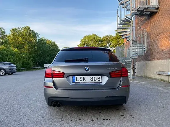 BMW 525D 2011 photo 2