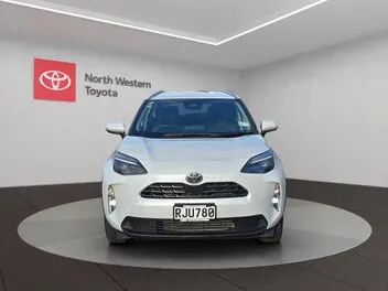 Toyota Yaris Cross 2025 photo 3