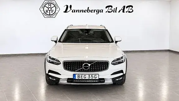 Volvo V90 Cross Country 2020 photo 2