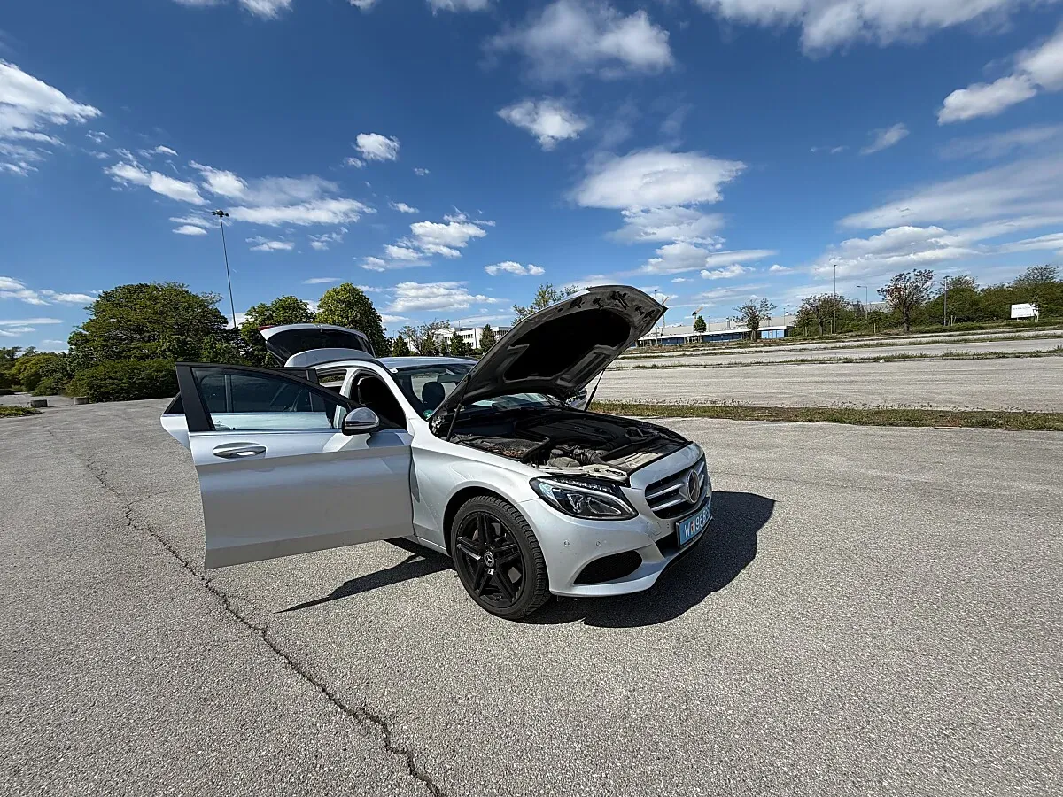 Mercedes-Benz C-Class 2016 photo 3