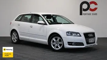 Audi A3 2012 photo 2