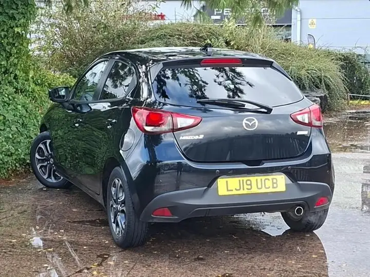 Mazda Mazda2 2019 photo 2
