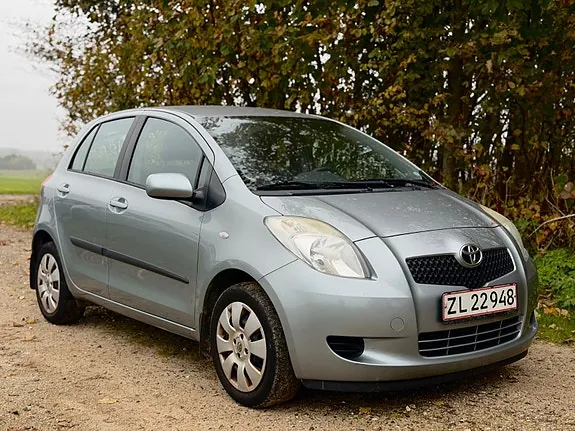 Toyota Yaris 2008 photo 4