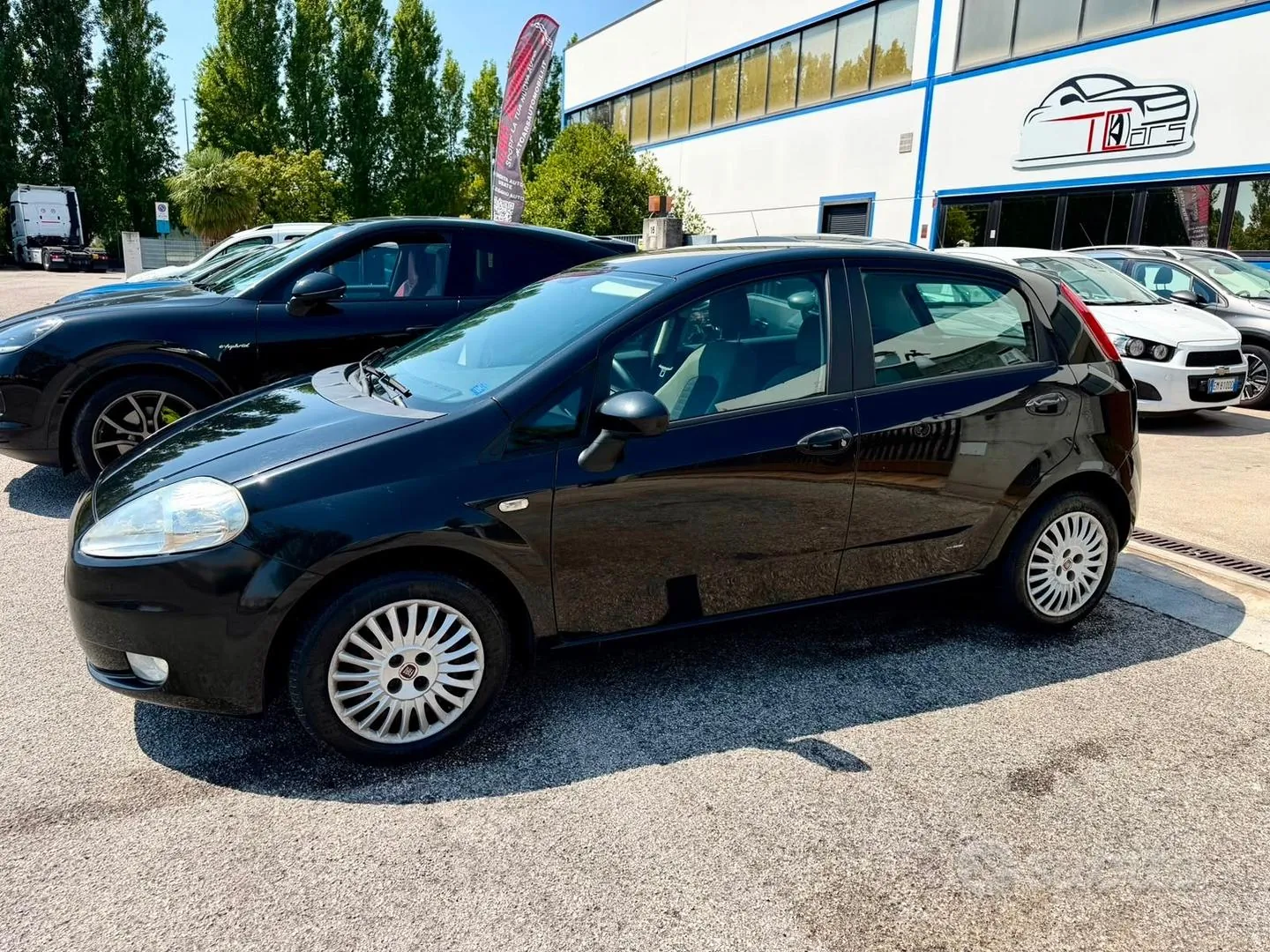 Fiat Grande Punto 2006 photo 3