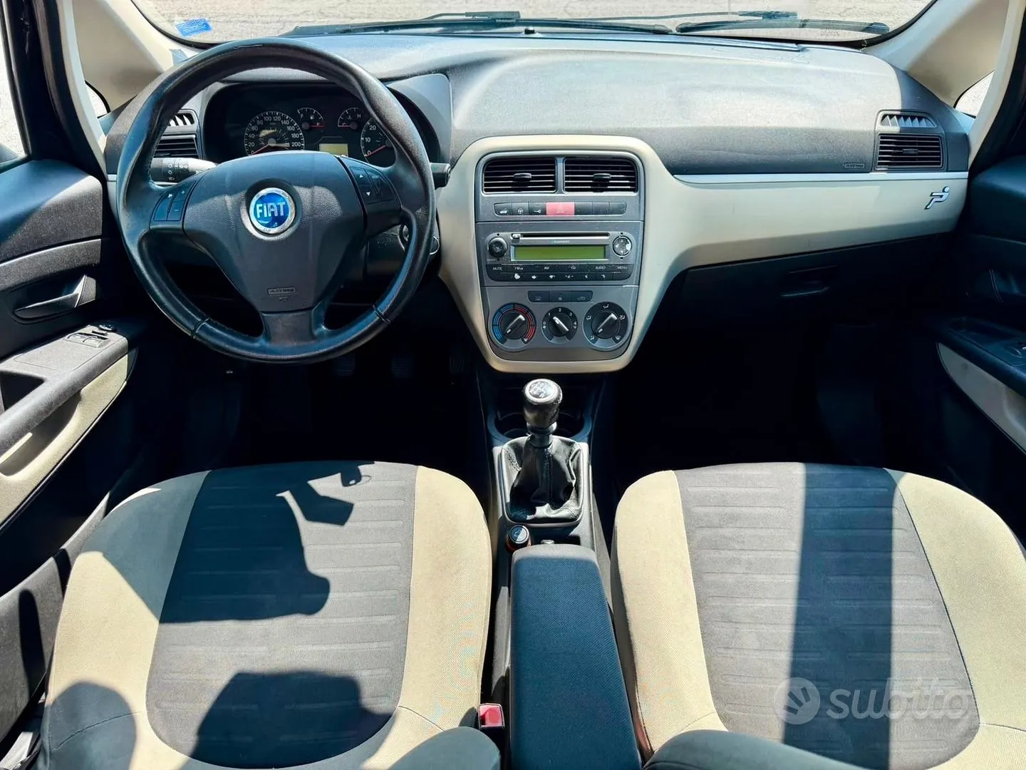 Fiat Grande Punto 2006 photo 5