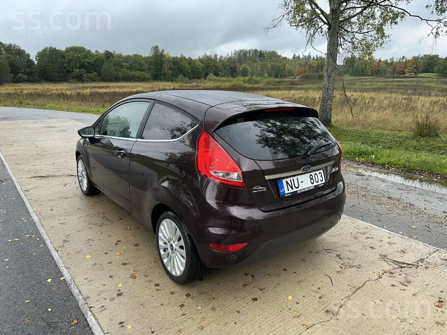 Ford Fiesta 2009 photo 4