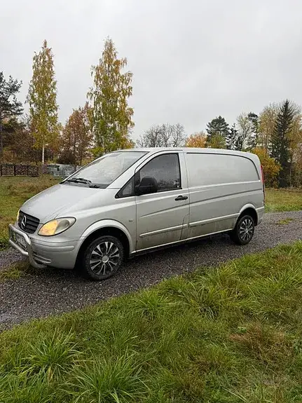 Mercedes-Benz Vito 109