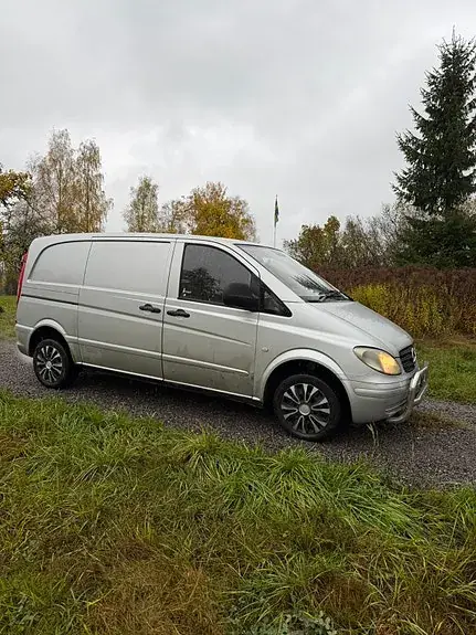 Mercedes-Benz Vito 109 2009 photo 2