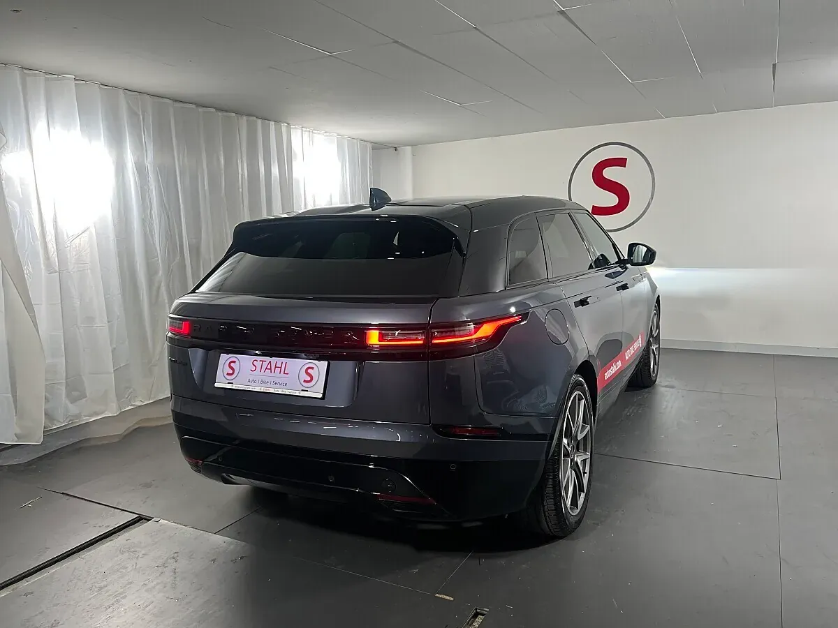 Land Rover Range Rover Velar 2024 photo 2