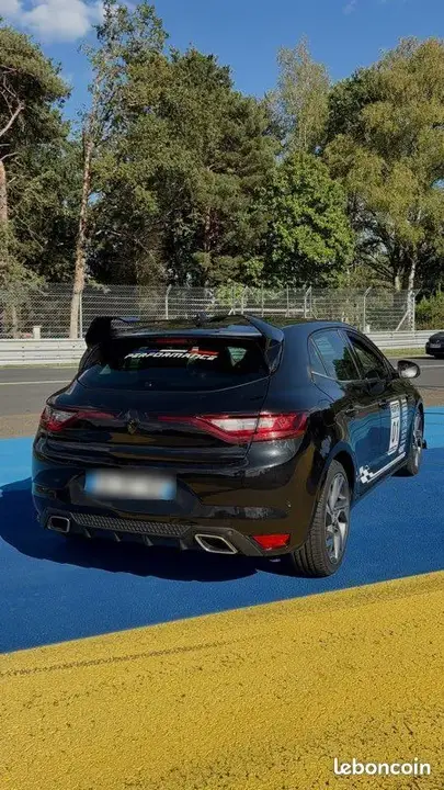Renault Megane 2017 photo 2