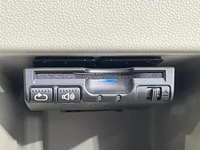 Daihatsu Tanto 2018 photo 5