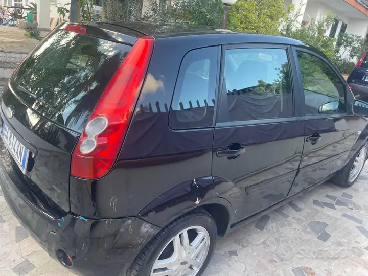 Ford Fiesta 2009 photo 5