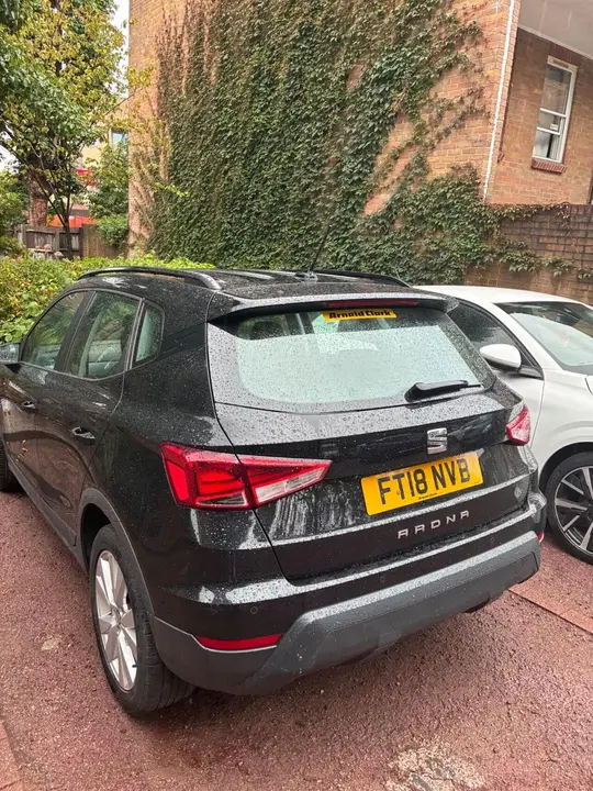 Seat Arona 2018 photo 3
