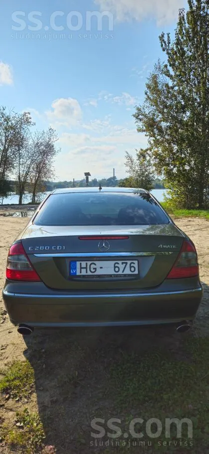 Mercedes-Benz E280 2008 photo 3