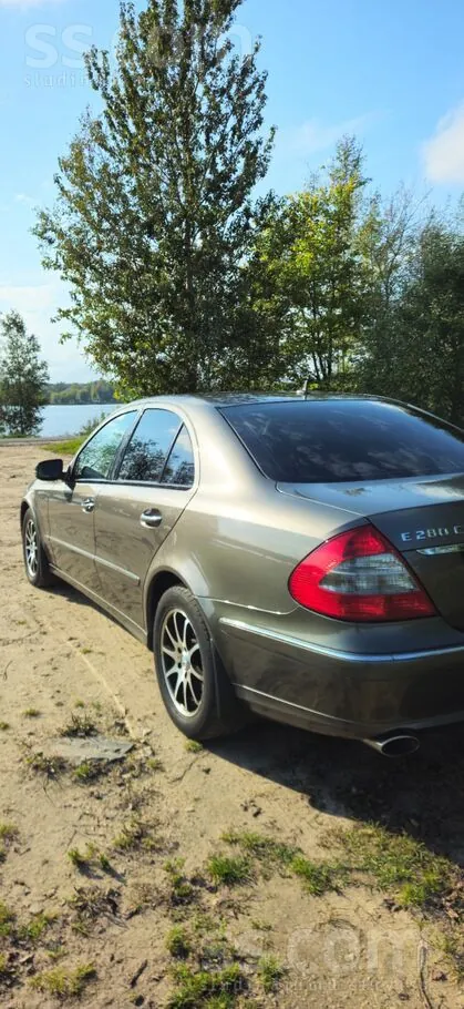 Mercedes-Benz E280 2008 photo 2
