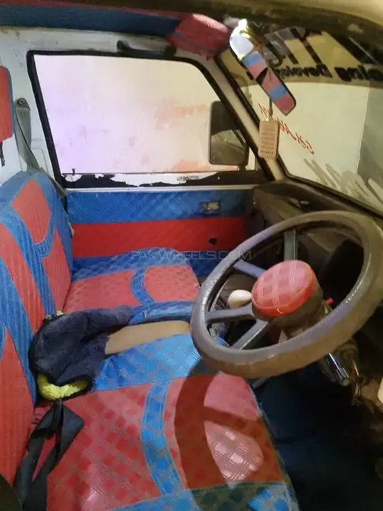 Suzuki Ravi